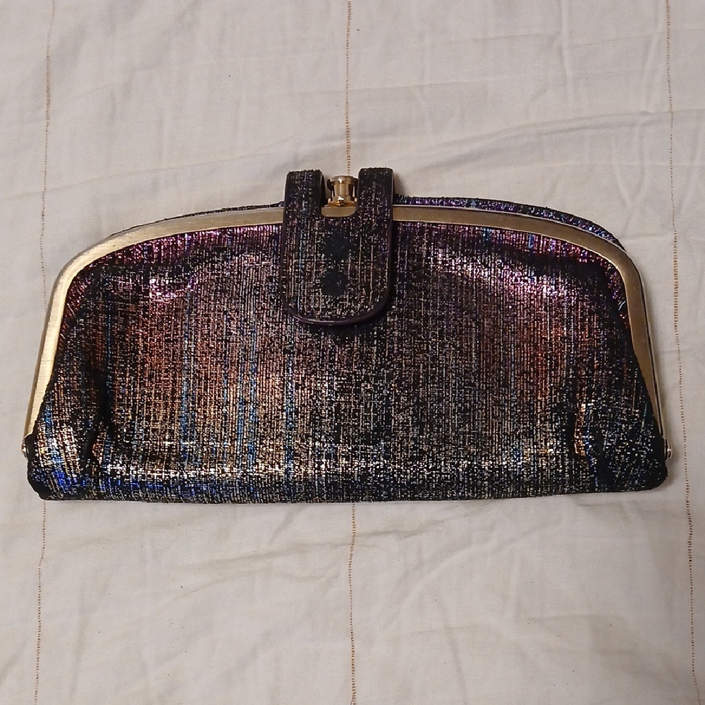 HOBO Multicolor Metallic Clutch